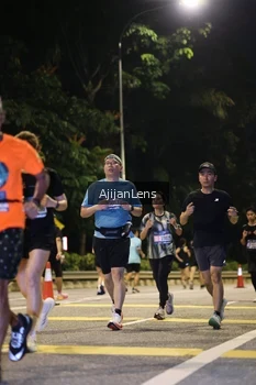 Runner Photo 4007565