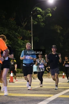 Runner Photo 4007566