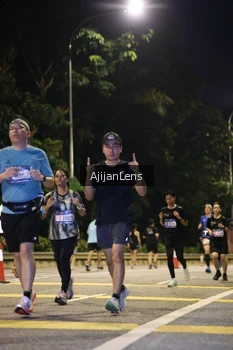 Runner Photo 4007577