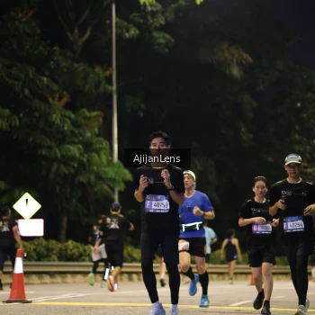 Runner Photo 4007587