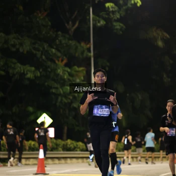 Runner Photo 4007599