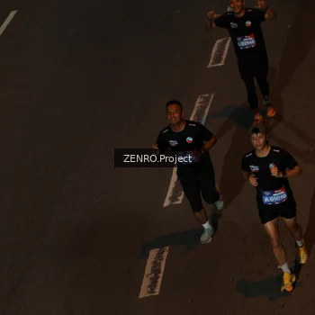 Runner Photo 4007614