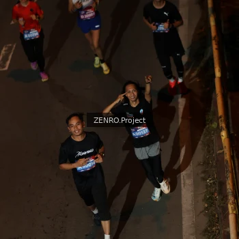 Runner Photo 4007698