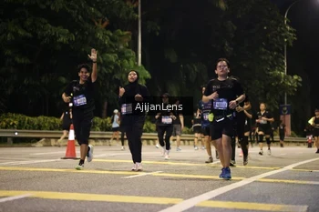 Runner Photo 4007700