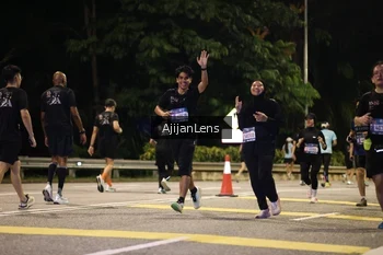 Runner Photo 4007705