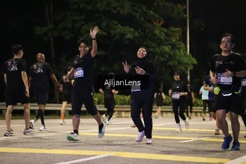 Runner Photo 4007713