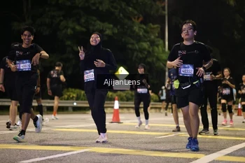 Runner Photo 4007720