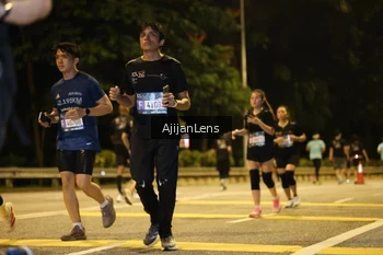 Runner Photo 4007758