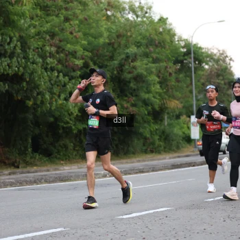 Runner Photo 4007762