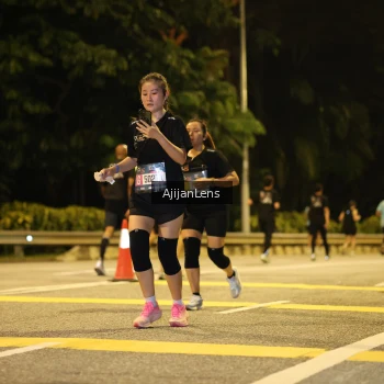 Runner Photo 4007786