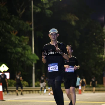 Runner Photo 4007790