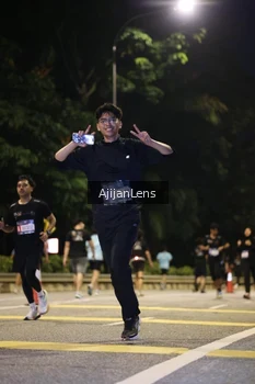 Runner Photo 4007798