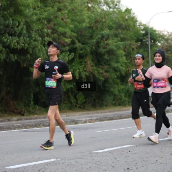 Runner Photo 4007841