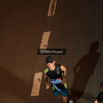 Runner Photo 4007878