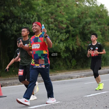 Runner Photo 4007880