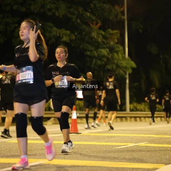 Runner Photo 4007904