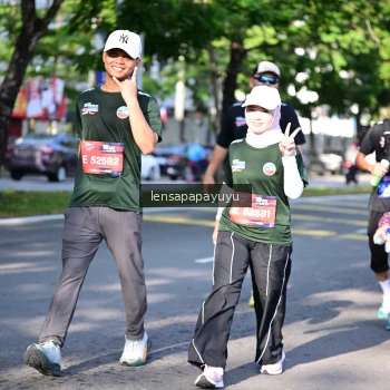 Runner Photo 4007912