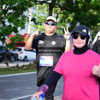 Runner Photo 4007918