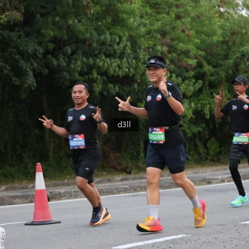 Runner Photo 4007935