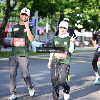 Runner Photo 4007944
