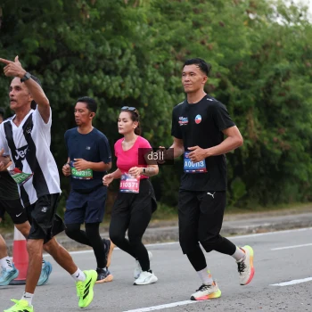 Runner Photo 4007957