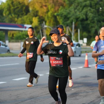 Runner Photo 4008375