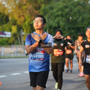 Runner Photo 4008377