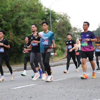 Runner Photo 4008572