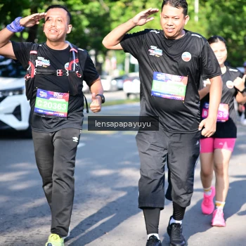 Runner Photo 4008575