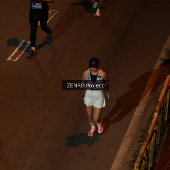 Runner Photo 4009071
