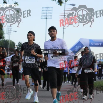 Runner Photo 400912