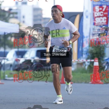 Runner Photo 400913