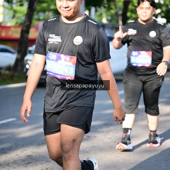 Runner Photo 4009201