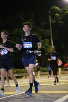 Runner Photo 4009381