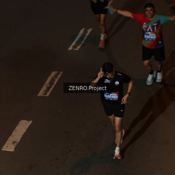 Runner Photo 4009396