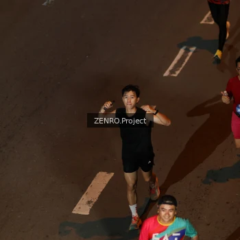 Runner Photo 4009425