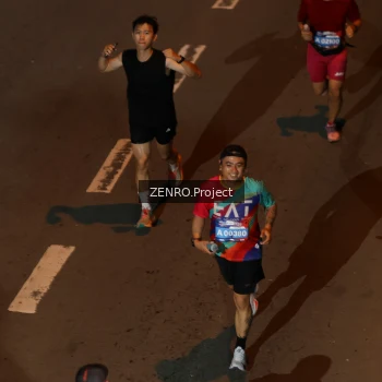 Runner Photo 4009462
