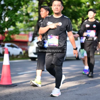 Runner Photo 4009633