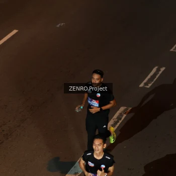Runner Photo 4009661