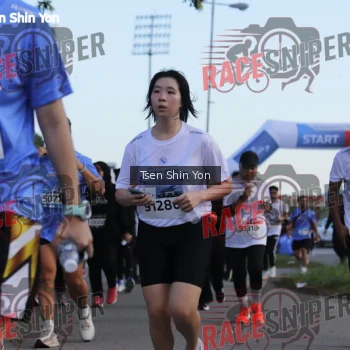 Runner Photo 400974