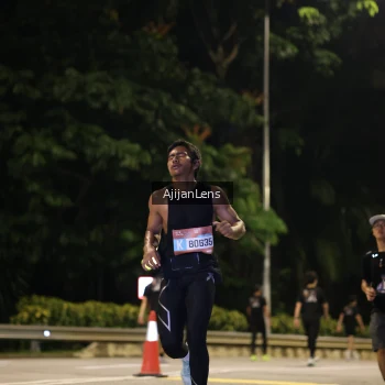 Runner Photo 4009843