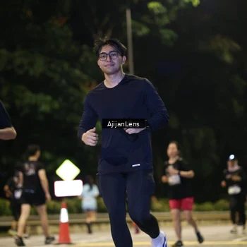 Runner Photo 4009865