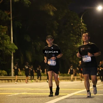Runner Photo 4009913