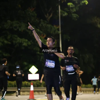 Runner Photo 4010245