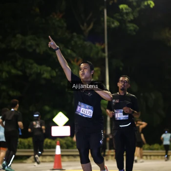 Runner Photo 4010246
