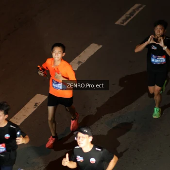Runner Photo 4010357