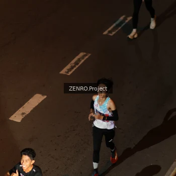 Runner Photo 4010407