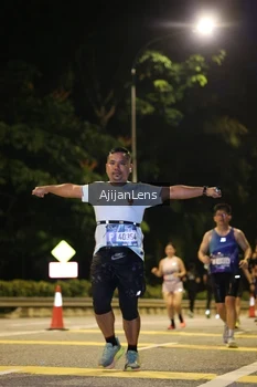 Runner Photo 4010656