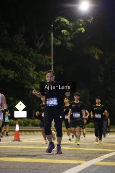 Runner Photo 4010657