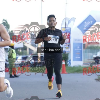 Runner Photo 401066